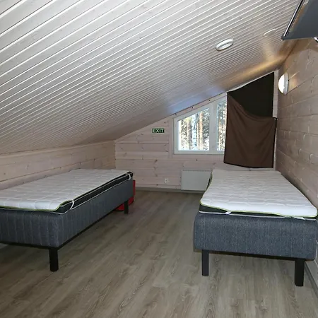 Tallusniemi Ferienhaus Oravi
